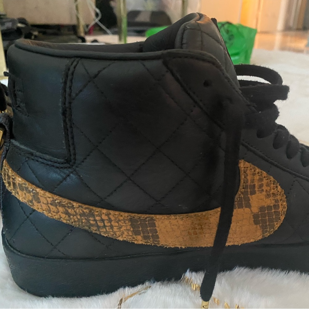 Supreme Nike crossover dunks